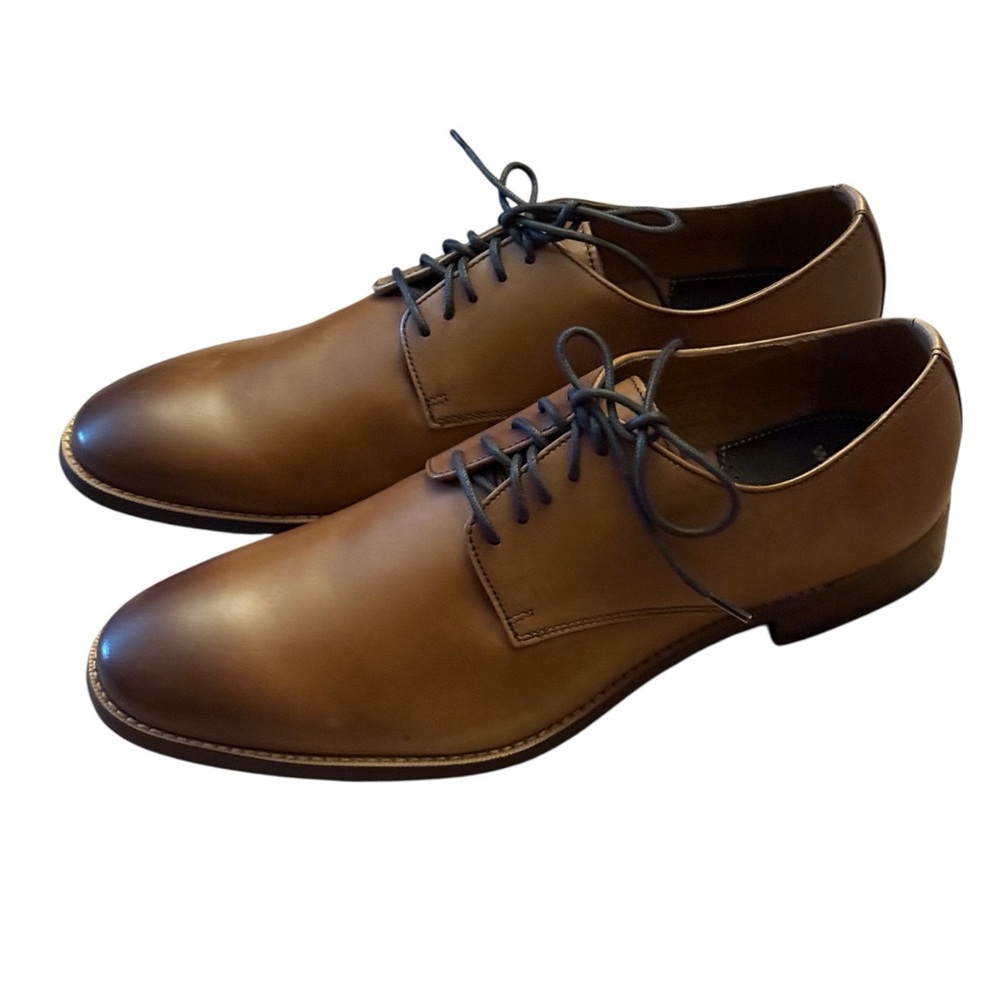 Elegant Tan Leather Men's Dress Shoes